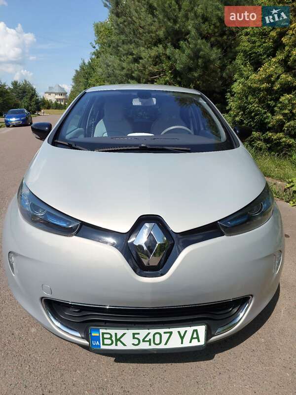 Хетчбек Renault Zoe 2015 в Рівному фото 6 Хетчбек Renault Zoe 2015 в Рівному