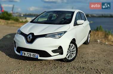 Хэтчбек Renault Zoe 2020 в 