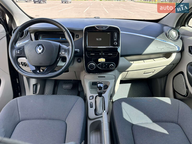 Хэтчбек Renault Zoe 2015 в Ковеле