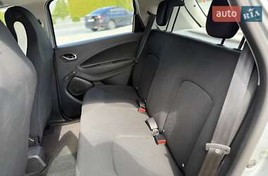Хэтчбек Renault Zoe 2020 в 