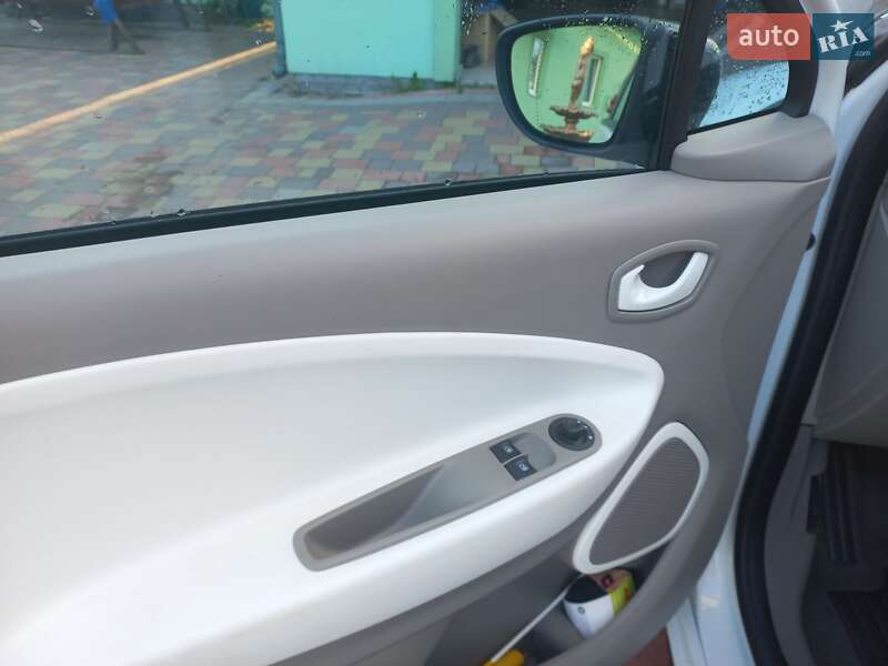 Хэтчбек Renault Zoe 2015 в Шептицькому