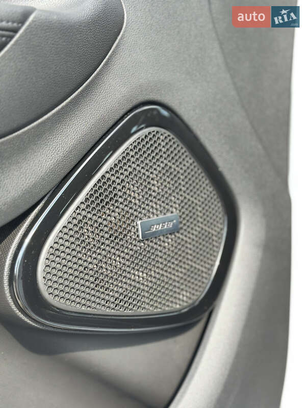 Хетчбек Renault Zoe 2019 в Дніпрі