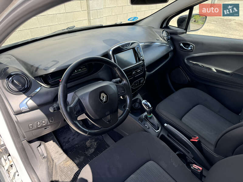 Хэтчбек Renault Zoe 2018 в Сарнах