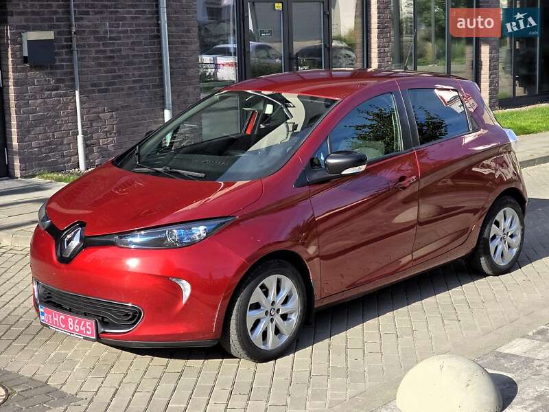 Хетчбек Renault Zoe 2017 в 