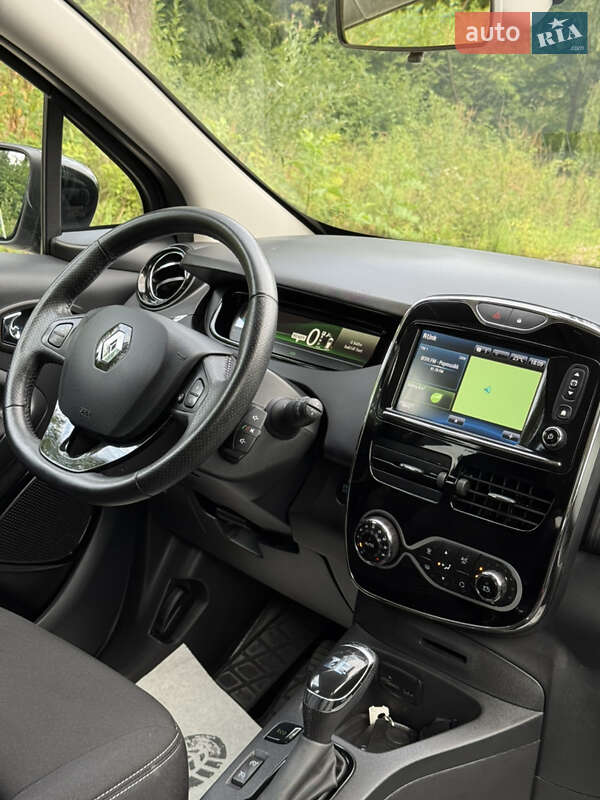 Хетчбек Renault Zoe 2018 в Дрогобичі