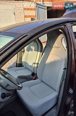 Хетчбек Renault Zoe 2014 в Запоріжжі