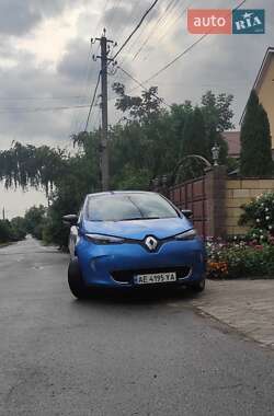 Хетчбек Renault Zoe 2016 в Дніпрі