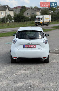 Хэтчбек Renault Zoe 2019 в 
