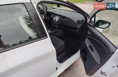 Хэтчбек Renault Zoe 2021 в 