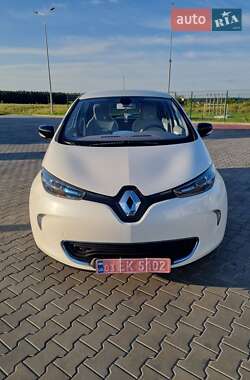 Хэтчбек Renault Zoe 2012 в 