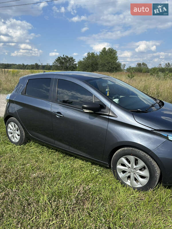 Хэтчбек Renault Zoe 2018 в Киеве фото 4 Хэтчбек Renault Zoe 2018 в Киеве