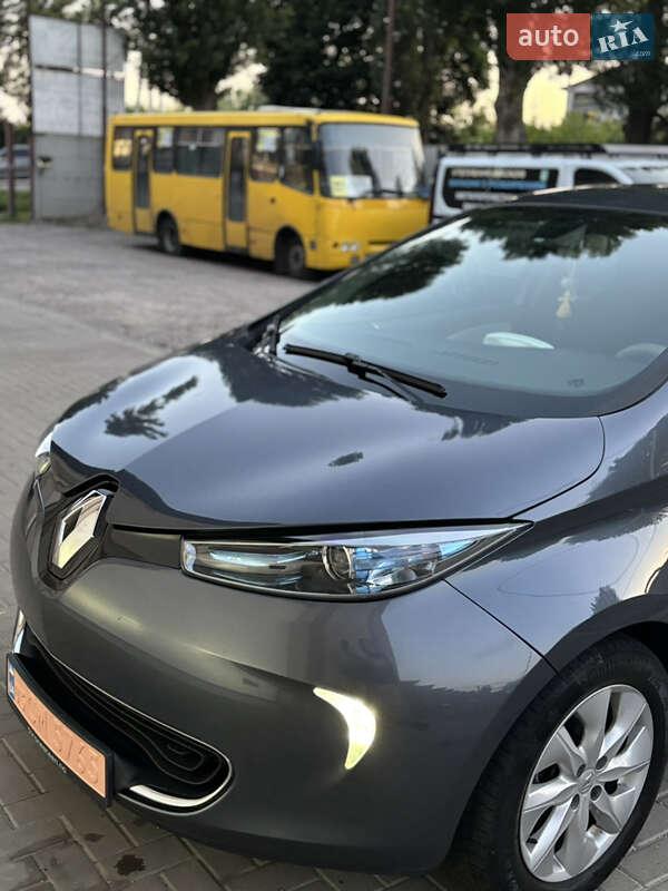 Хэтчбек Renault Zoe 2018 в Киеве фото 27 Хэтчбек Renault Zoe 2018 в Киеве
