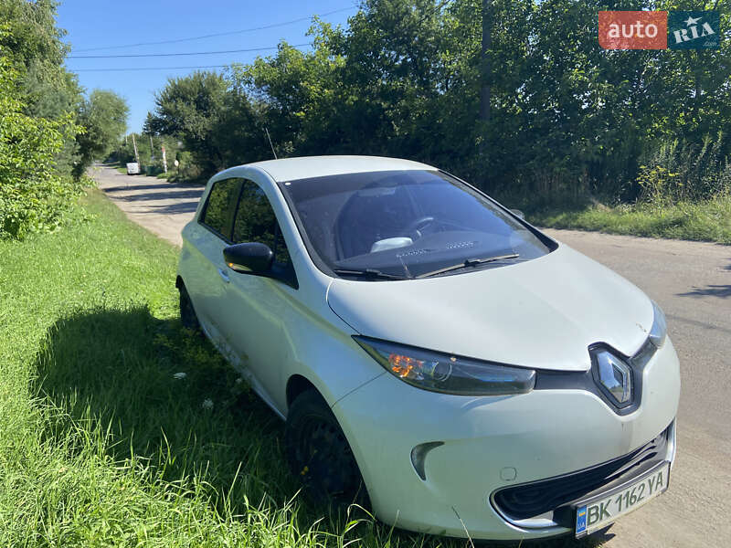 Хэтчбек Renault Zoe 2015 в Ровно фото 4 Хэтчбек Renault Zoe 2015 в Ровно
