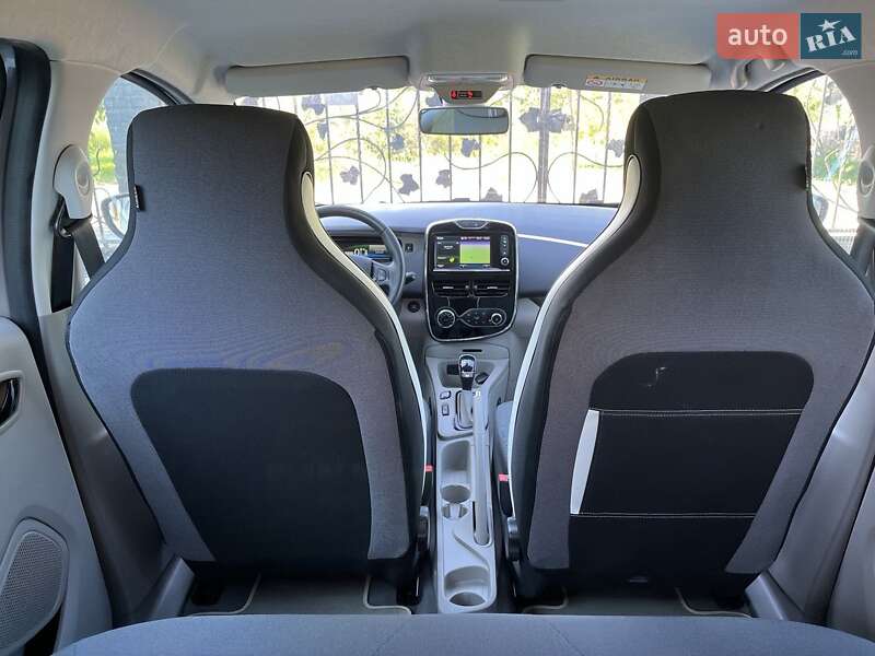 Хэтчбек Renault Zoe 2015 в Львове