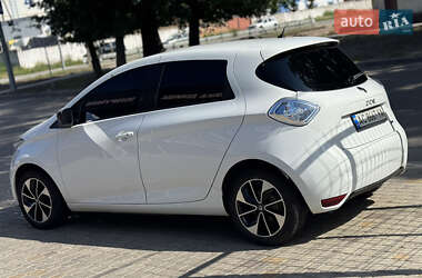 Хэтчбек Renault Zoe 2018 в 