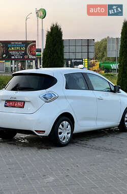 Хэтчбек Renault Zoe 2013 в 