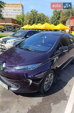 Хэтчбек Renault Zoe 2018 в 