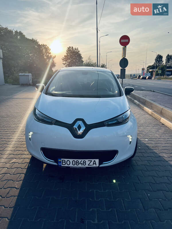 Хэтчбек Renault Zoe 2016 в Тернополе