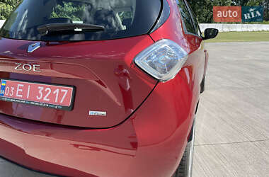 Хэтчбек Renault Zoe 2018 в 