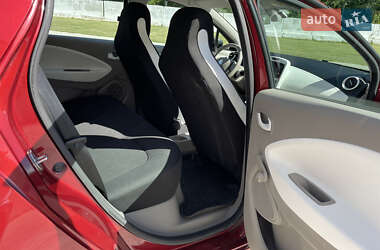 Хэтчбек Renault Zoe 2018 в 