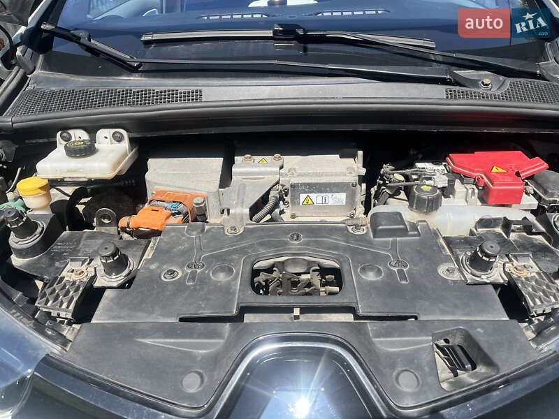 Хэтчбек Renault Zoe 2013 в Виннице