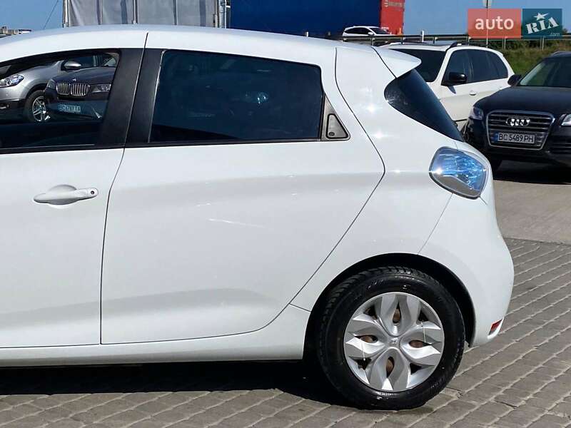Хэтчбек Renault Zoe 2015 в Львове