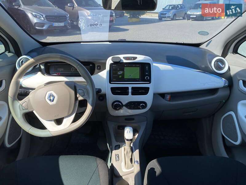 Хэтчбек Renault Zoe 2015 в Львове
