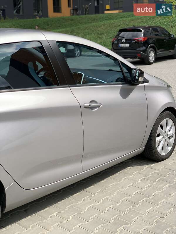Хэтчбек Renault Zoe 2015 в Ровно