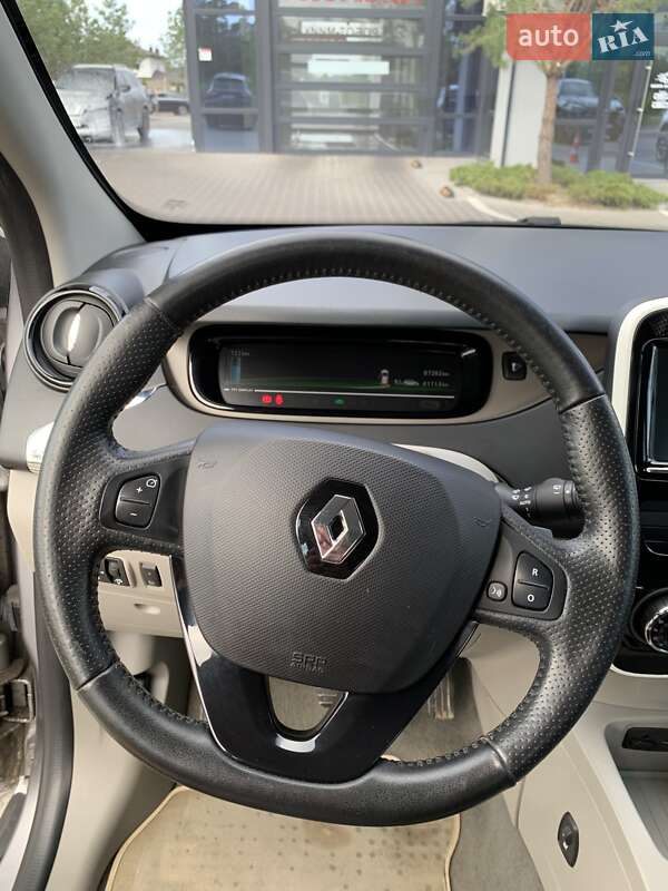 Хэтчбек Renault Zoe 2015 в Ровно