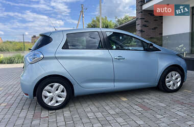 Хэтчбек Renault Zoe 2013 в 