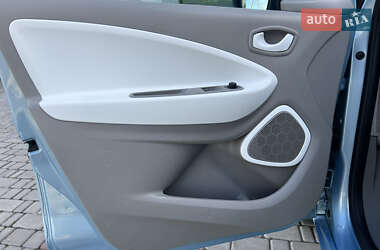 Хэтчбек Renault Zoe 2013 в 