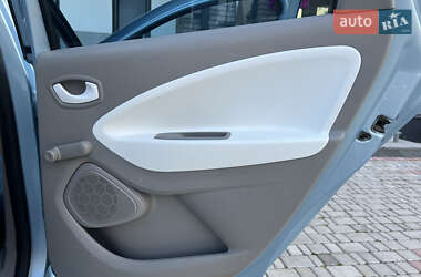 Хэтчбек Renault Zoe 2013 в 