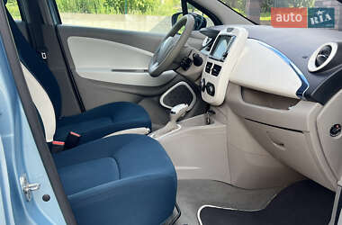 Хэтчбек Renault Zoe 2013 в 