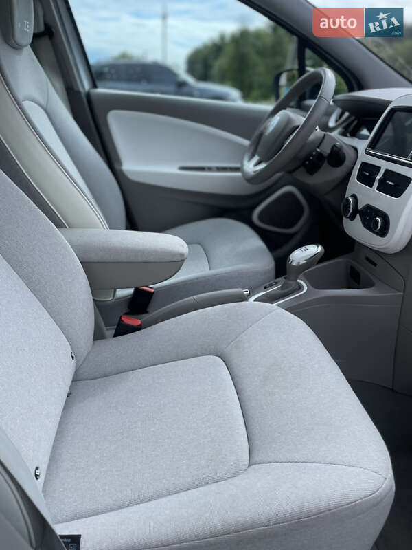 Хэтчбек Renault Zoe 2013 в Ковеле