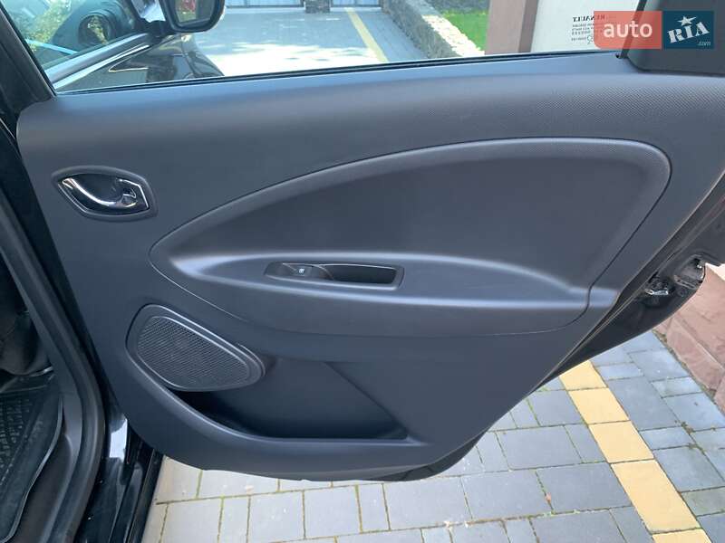 Хэтчбек Renault Zoe 2017 в Луцке фото 25 Хэтчбек Renault Zoe 2017 в Луцке