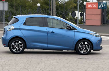 Хэтчбек Renault Zoe 2017 в 
