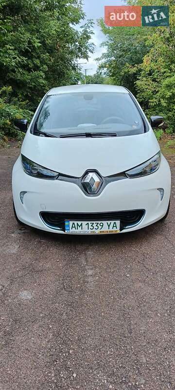Хетчбек Renault Zoe 2013 в Житомирі фото 3 Хетчбек Renault Zoe 2013 в Житомирі