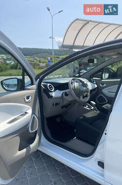 Хэтчбек Renault Zoe 2017 в 