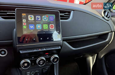 Хэтчбек Renault Zoe 2021 в 