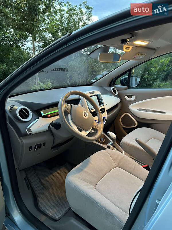 Хэтчбек Renault Zoe 2015 в Виннице фото 24 Хэтчбек Renault Zoe 2015 в Виннице