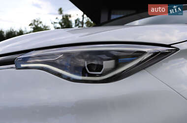 Хэтчбек Renault Zoe 2022 в 