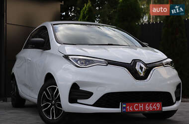 Хэтчбек Renault Zoe 2022 в 