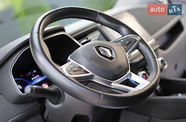 Хэтчбек Renault Zoe 2022 в 