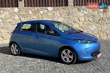 Хетчбек Renault Zoe 2018 в 