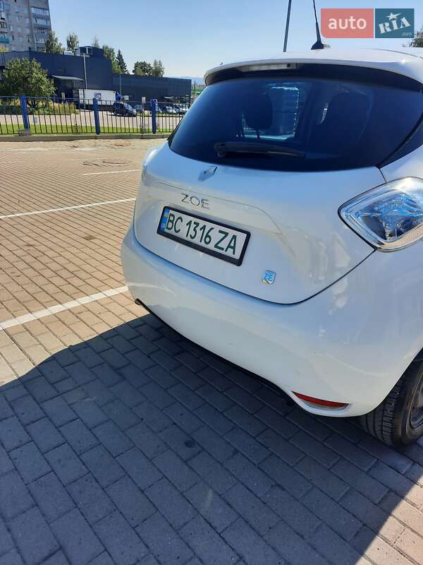 Хетчбек Renault Zoe 2015 в Дрогобичі фото 2 Хетчбек Renault Zoe 2015 в Дрогобичі