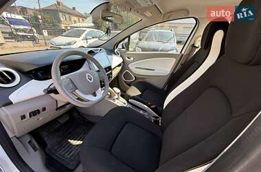Хэтчбек Renault Zoe 2017 в 