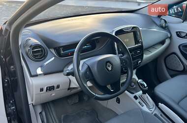 Хэтчбек Renault Zoe 2016 в 