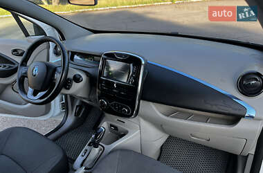Хэтчбек Renault Zoe 2014 в 