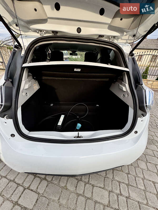 Хэтчбек Renault Zoe 2017 в Самборе фото 87 Хэтчбек Renault Zoe 2017 в Самборе