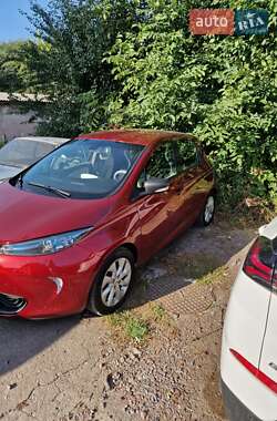 Хэтчбек Renault Zoe 2018 в 